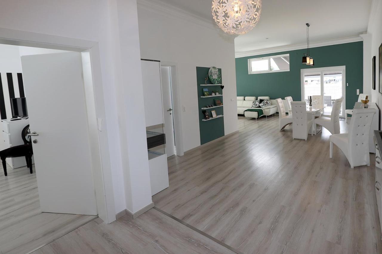 Exklusive Fw Mit 3 Sz Und Grosser Terrasse Граткорн Екстер'єр фото